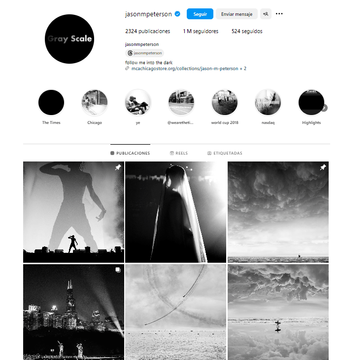 feed blanco y negro